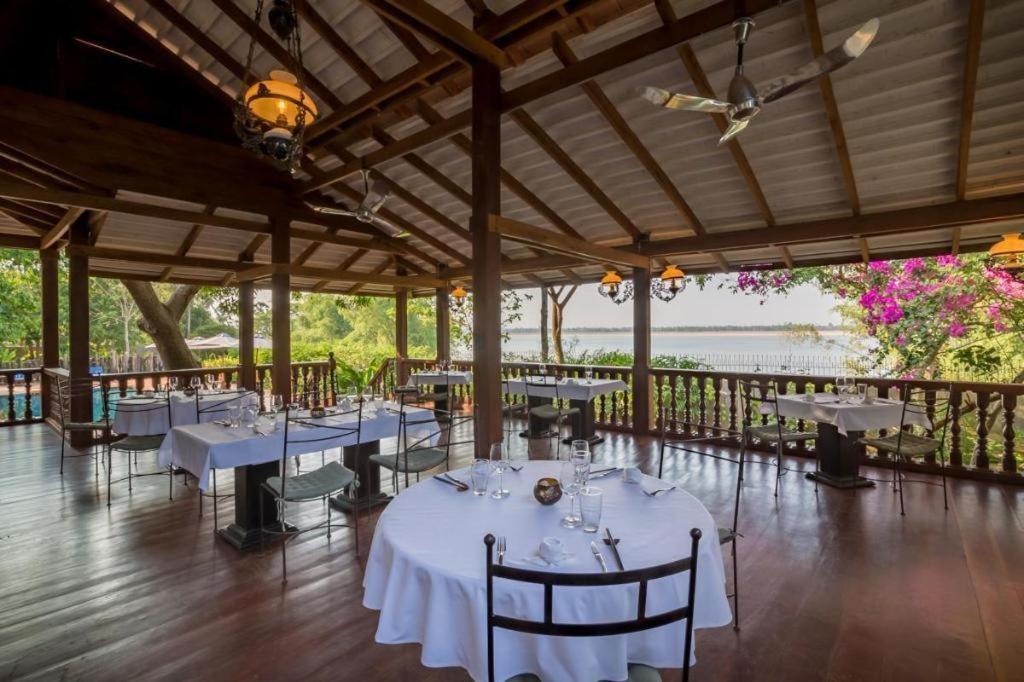Le Relais De Chhlong Hotell Kratie Exteriör bild