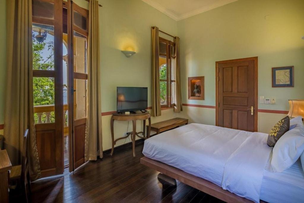 Le Relais De Chhlong Hotell Kratie Exteriör bild