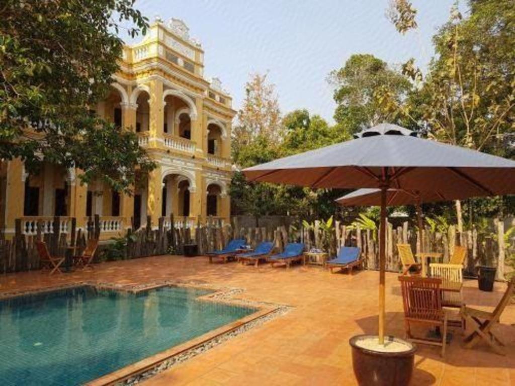 Le Relais De Chhlong Hotell Kratie Exteriör bild