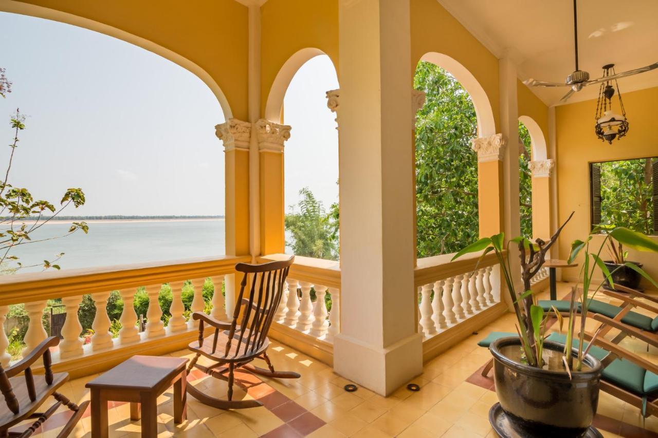 Le Relais De Chhlong Hotell Kratie Exteriör bild