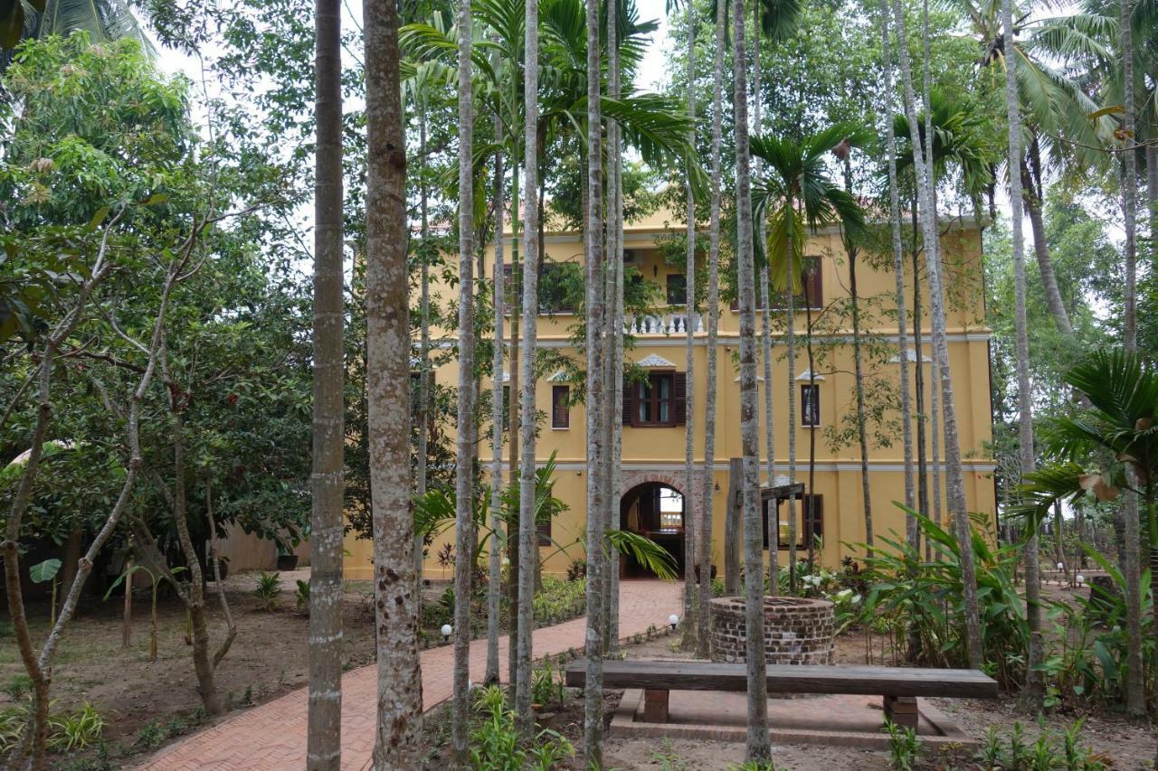 Le Relais De Chhlong Hotell Kratie Exteriör bild