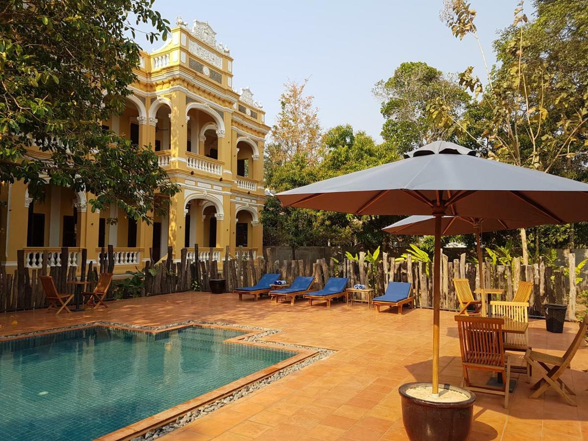 Le Relais De Chhlong Hotell Kratie Exteriör bild