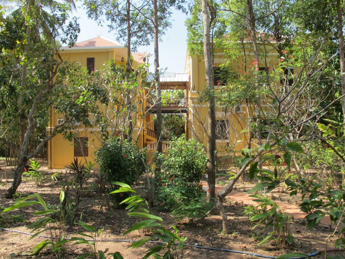Le Relais De Chhlong Hotell Kratie Exteriör bild